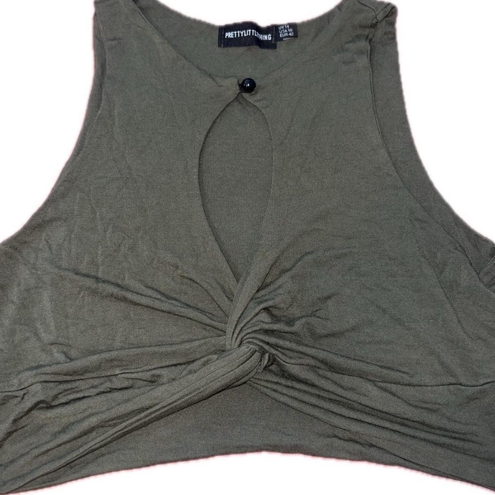 Pretty little thing crop top
